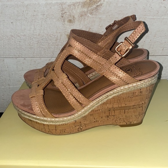 NEW LUCKY BRAND Rose Gold Keena Suede Wedge Sandal - Picture 4 of 7